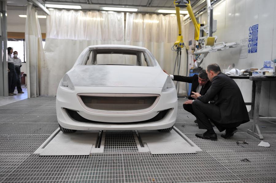  Tata Prima Concept 2009 года  (фото 8 из 22)